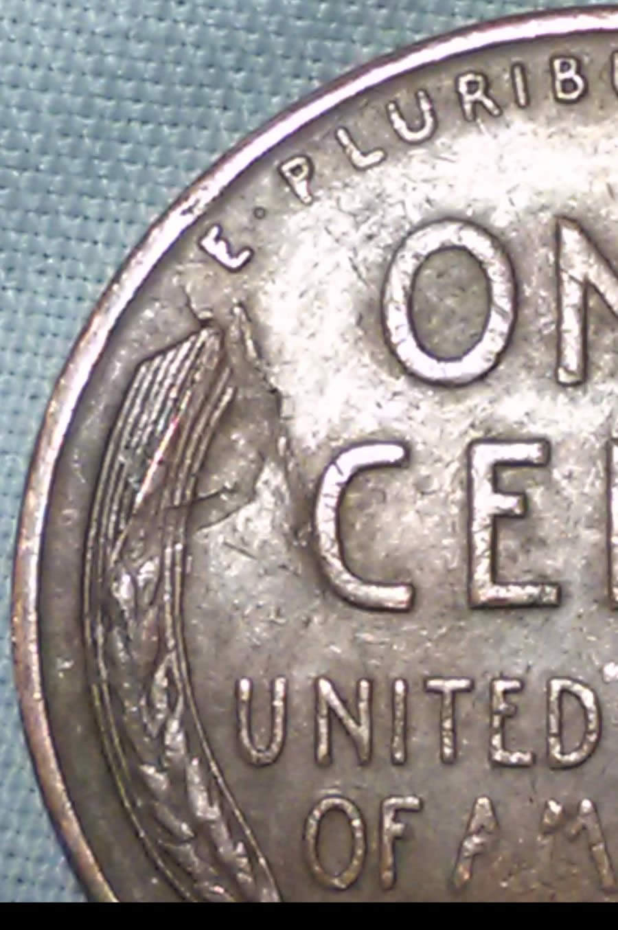 1946-P-Lincoln-Wheat-Cent-With-Nice-Reverse-Lamination-CRH-Find